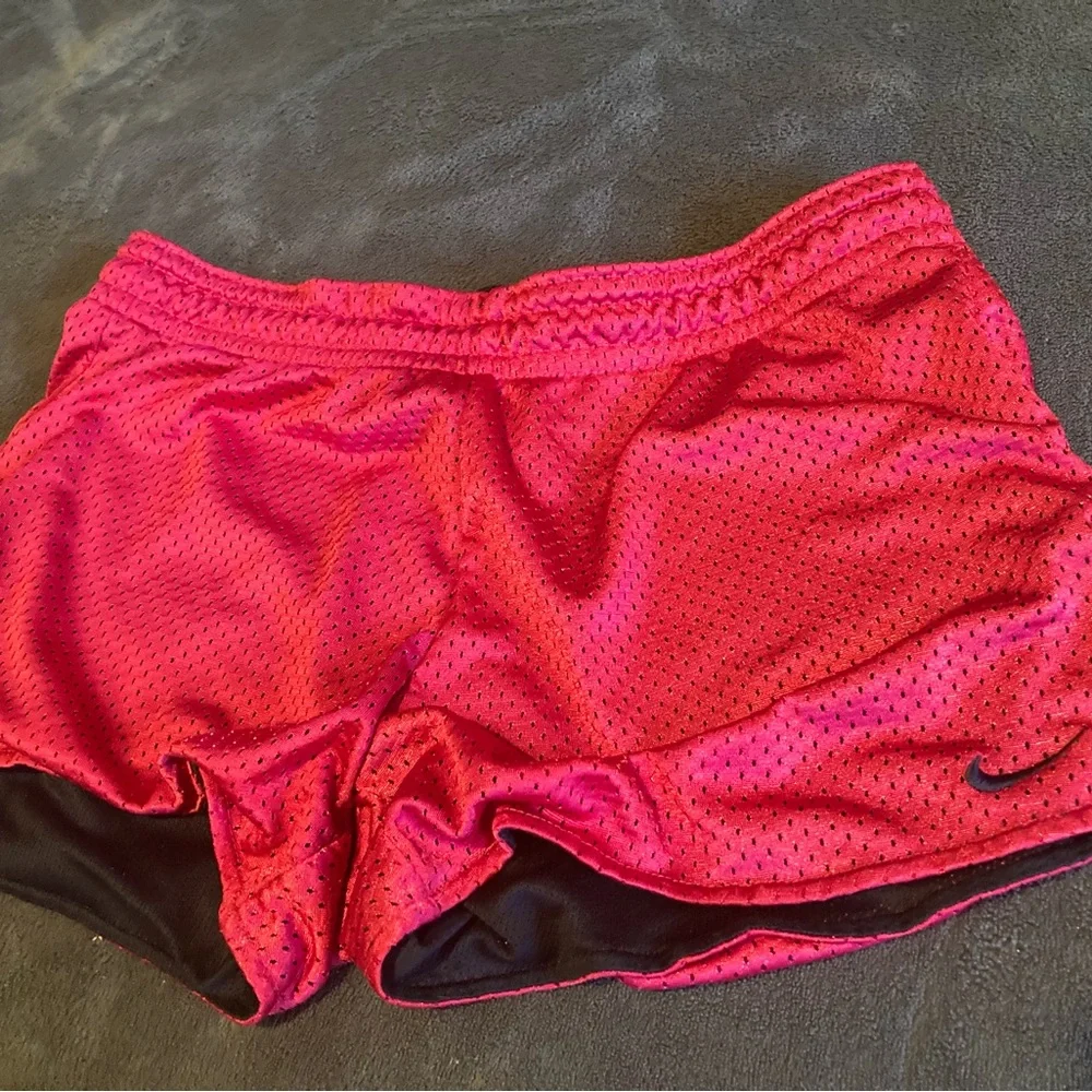 Nike Women's Pink Mesh Running Shorts - Picture 5 of 5